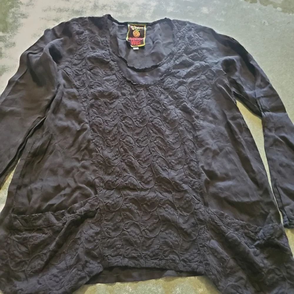 Johnny Was black embroidered cupra rayon blouse sz XS
